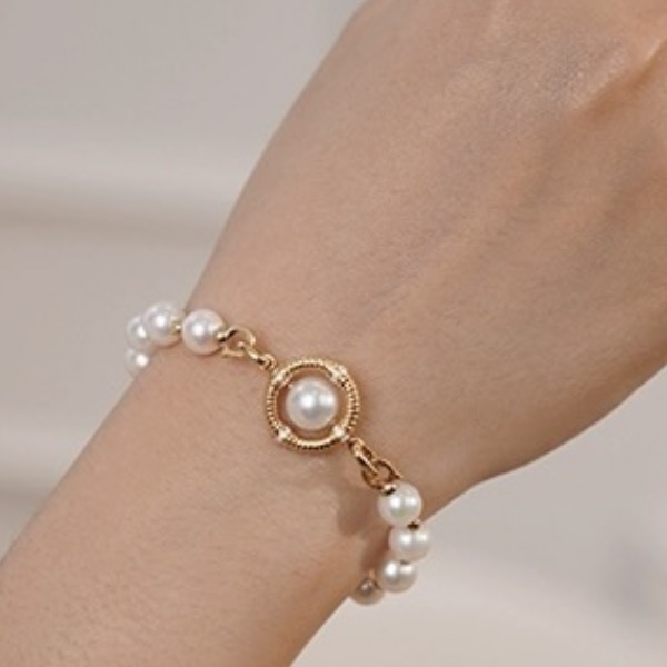 pearl-bracelet